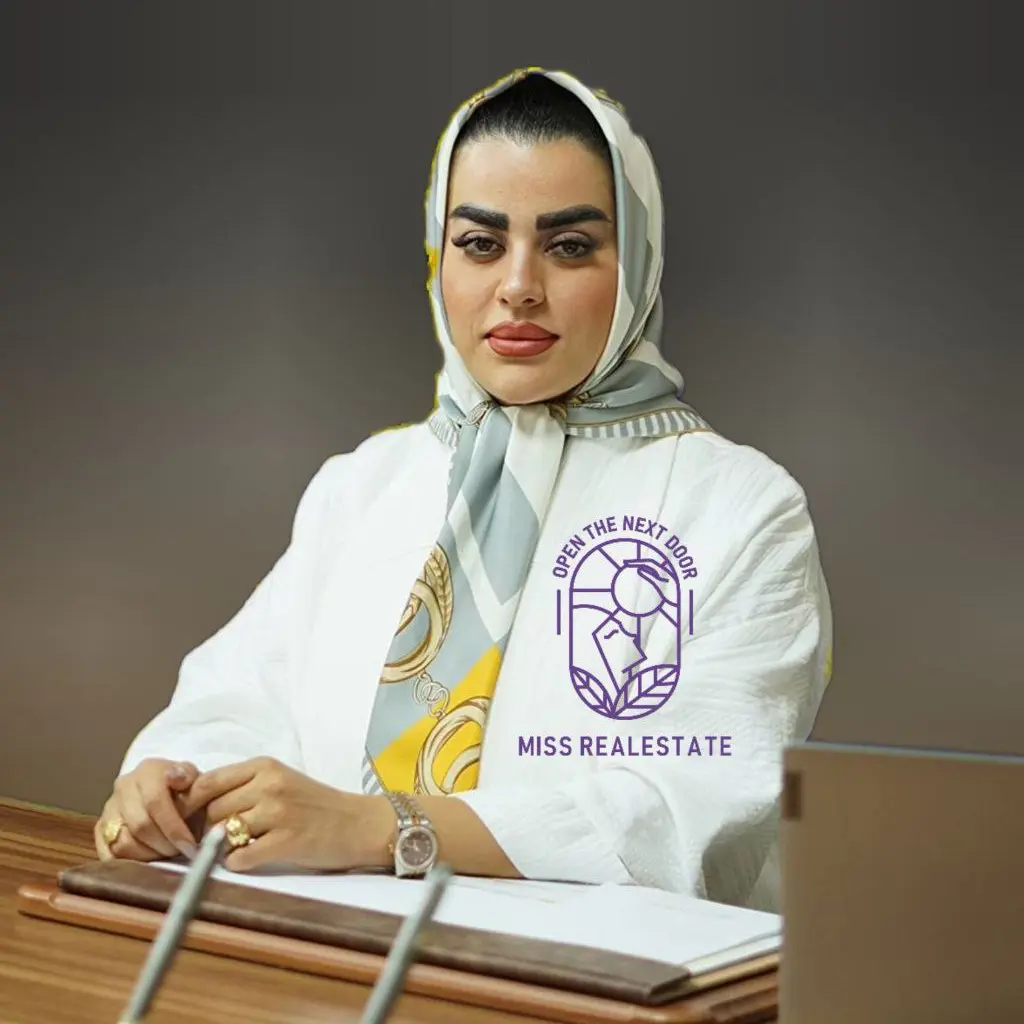خانم املاک 